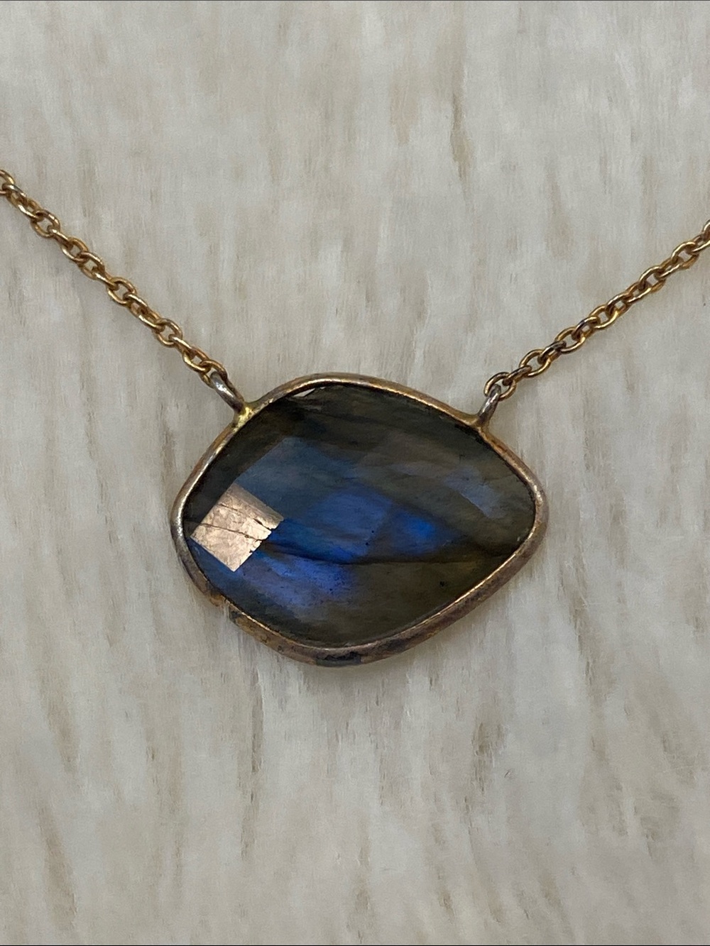 Labradorite Pendant - Picture 2 of 7